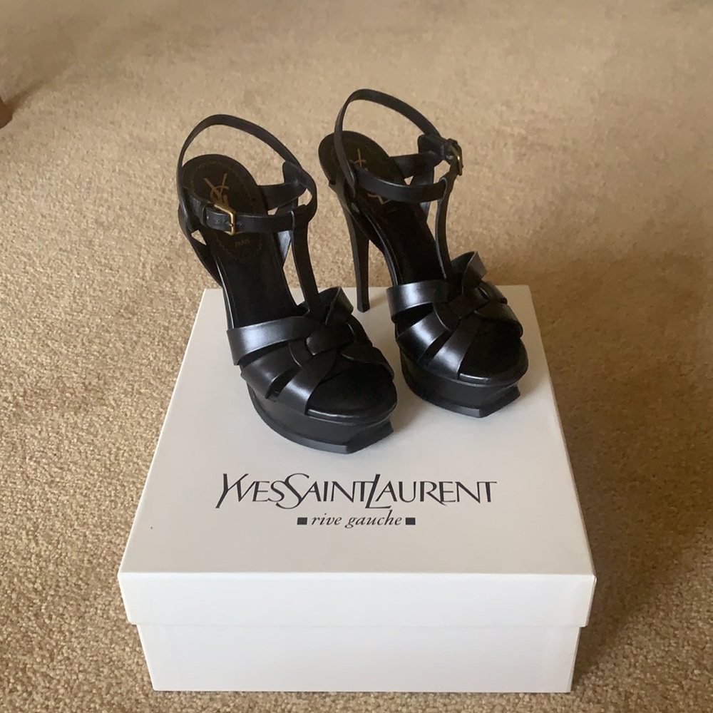 Yves Saint Laurent Black stilettos